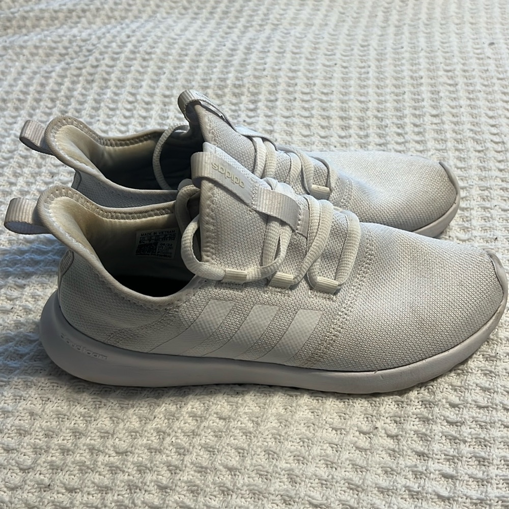 Adidas cloud foam sneakers